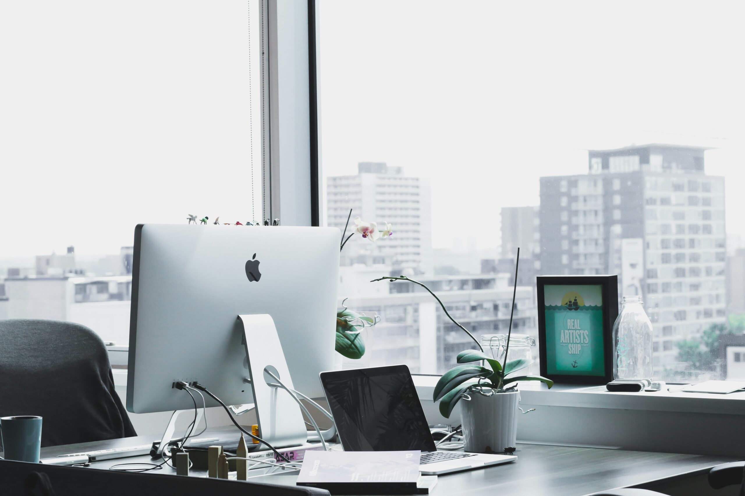 Top 10 Reasons to Choose a Professional IT Company for Your Business Growth